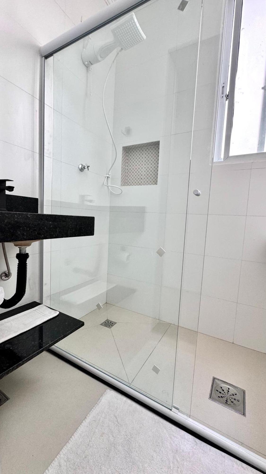Studio 909 Pitangueiras - Edificio Bandeirantes - Com Estacionamento Incluido Guarujá Kültér fotó